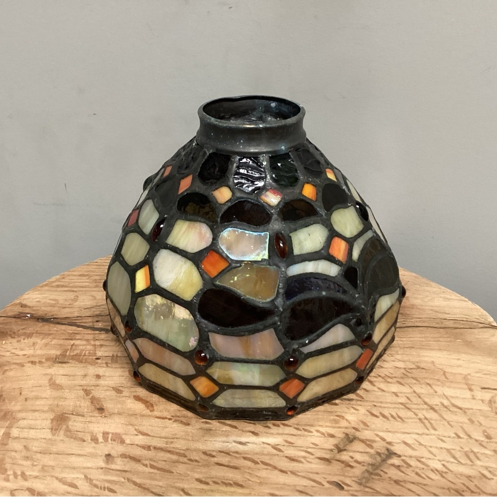 🟠 Beautiful Tiffany Style Stained Glass & Lead Joints Lamp Shade - Home Decor - Picture 6 of 16
